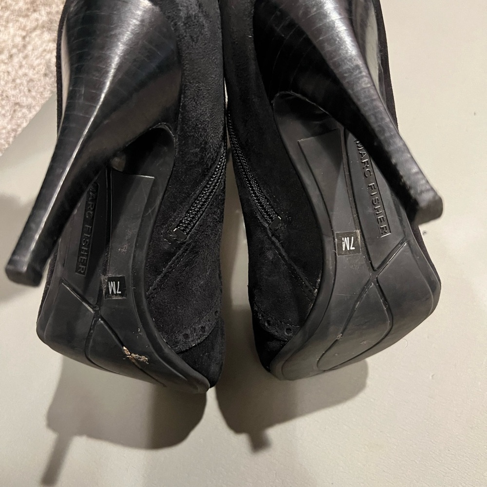 Marc fisher suede lace heel bootie size 7 - Picture 9 of 9